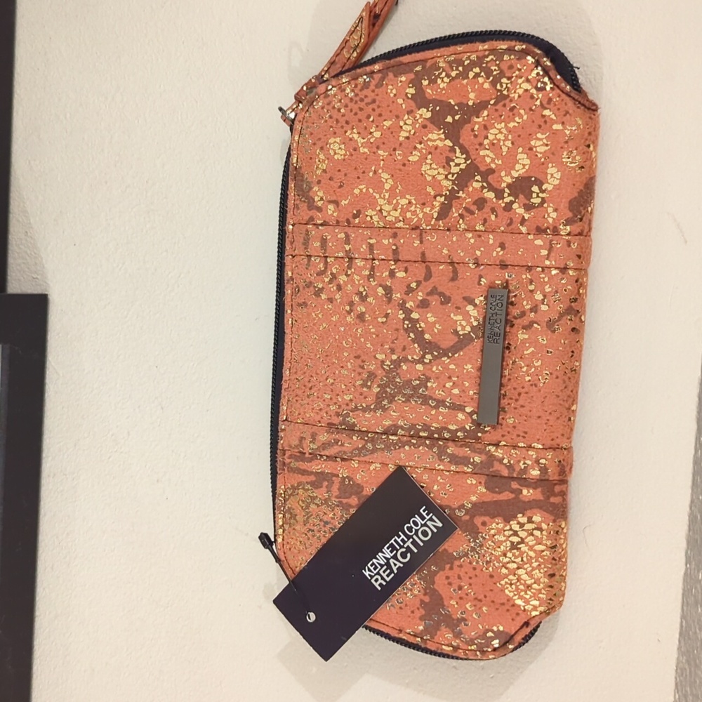 Kenneth Cole Reaction Clutch - Gold & Coral